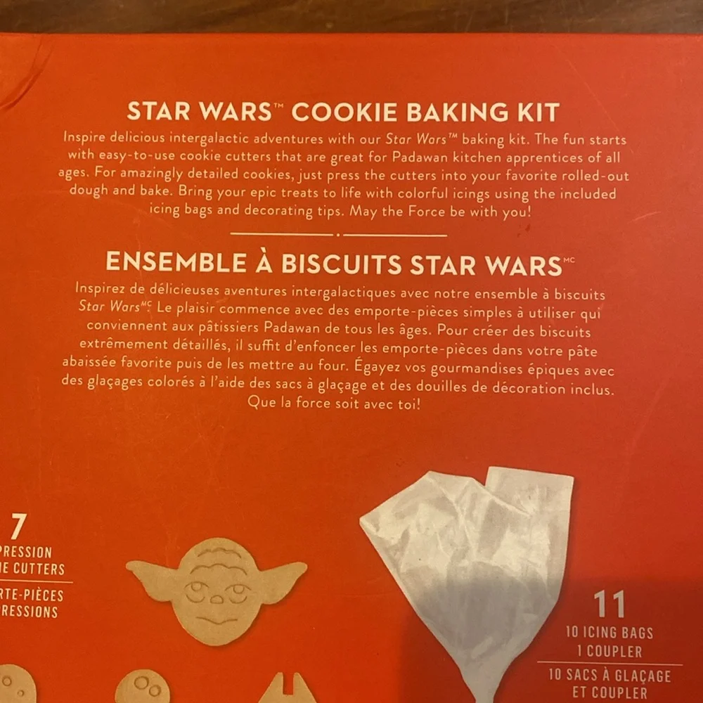 Williams Sonoma Star Wars Cookie Baking Kit - Multicolor